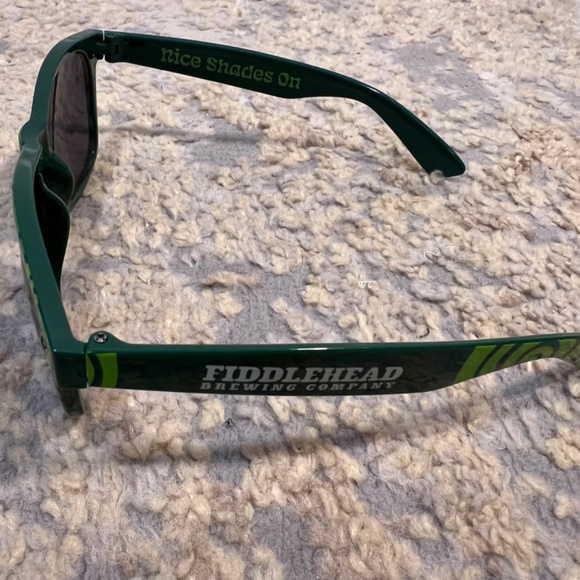 Fiddle Head Brewing Party Pack NWOT - Picture 5 of 9